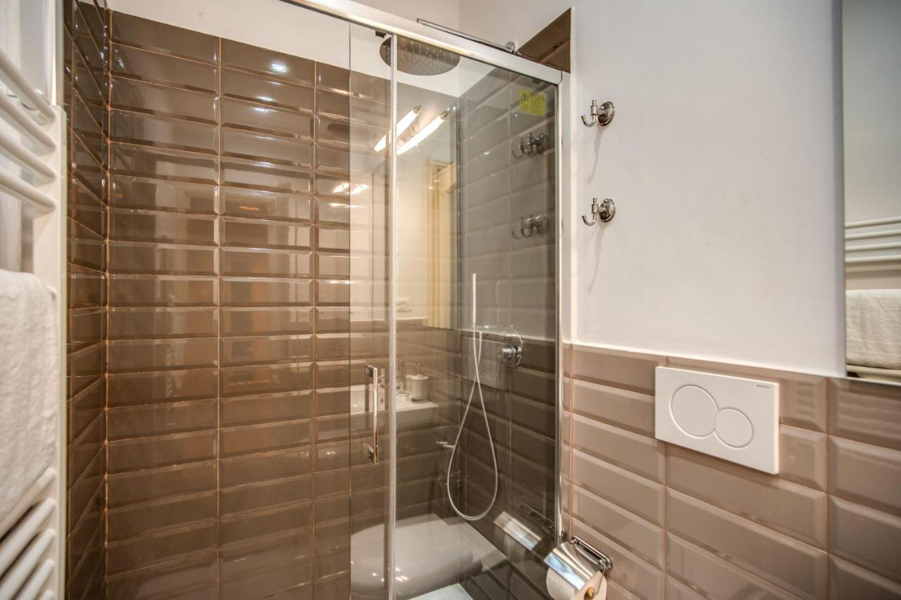 Downtown Srl - Cinque Terre New Liberty Appartement La Spezia Buitenkant foto