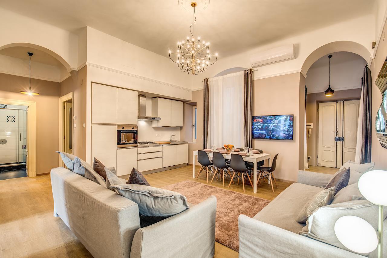 Downtown Srl - Cinque Terre New Liberty Appartement La Spezia Buitenkant foto